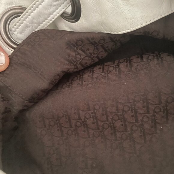 Christian Dior Lady Dior Canage Shoulder Bag Lamb Skin White Auth - Pre-owned - Picture 8 of 9